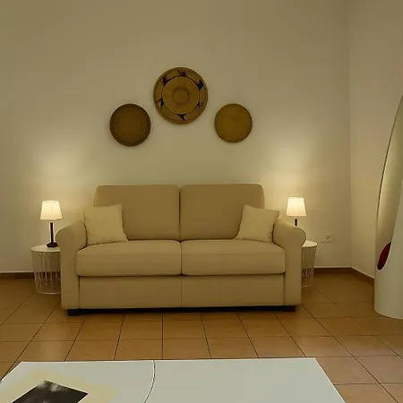 Apartment Roma 19 *